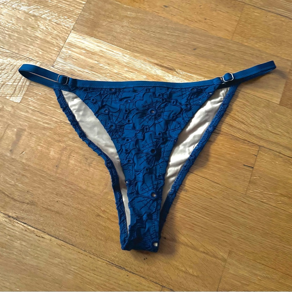 NWOT Cheeky Fleur Du Mal blue floral embroidery bikini bottom.